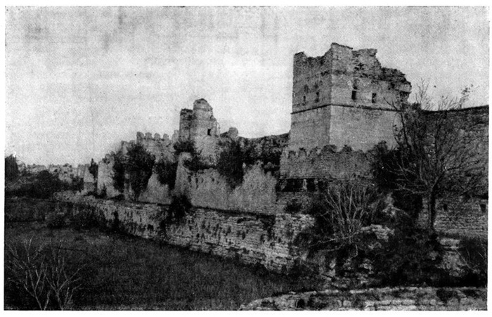 Константинополь. Часть сухопутных стен, 1-я половина V в.