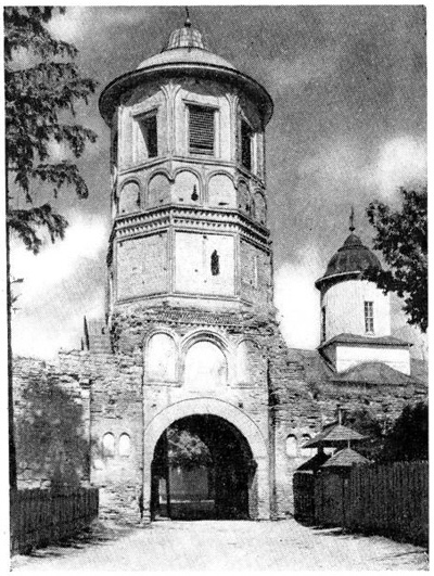 Монастырь Бребу. Надвратная башня, середина XVII в. Монастырь Бребу. Надвратная башня, середина XVII в.