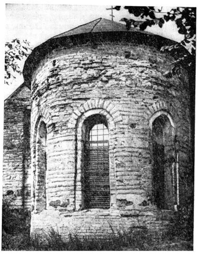 Остёр. Михайловская божница, 1098 г. Вид с востока