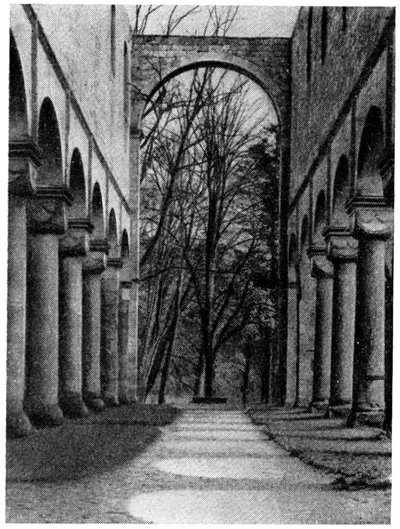 Паулинцелла. Монастырская церковь, 1160 г. Паулинцелла. Монастырская церковь, 1160 г.