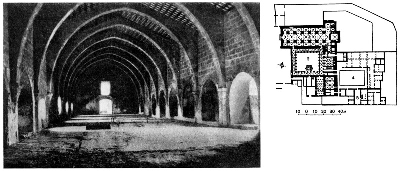 Монастырь Сантас Крёз. Дормиторий, начат строительством в 1191 г.