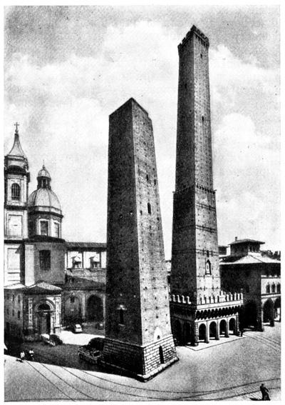 Болонья. Башни Гаризенда и Азинелли, XII в.