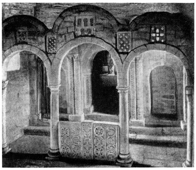 Лена. Церковь Санта Кристина, около 905—910 гг.